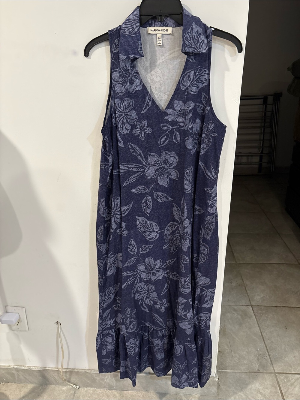 Harlow & Rose Navy Floral Sleeveless Collared Dress